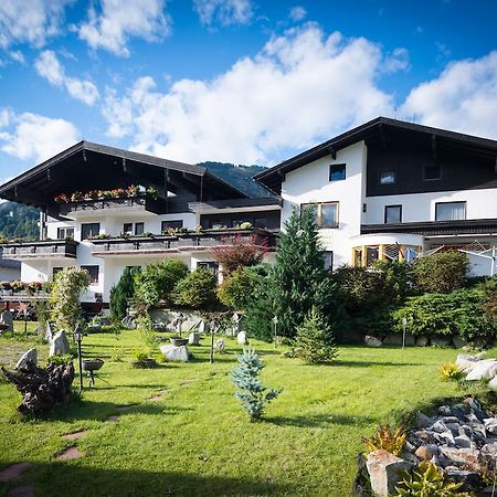 Haus Brandeck Hotel Uttendorf Exterior photo